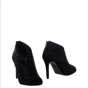 Brand new without tags, Michael Kors studded peep toe booties. Size 37.